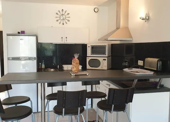 Rdc Alzetu Climatise - 2 Min - Piscine * Lecci